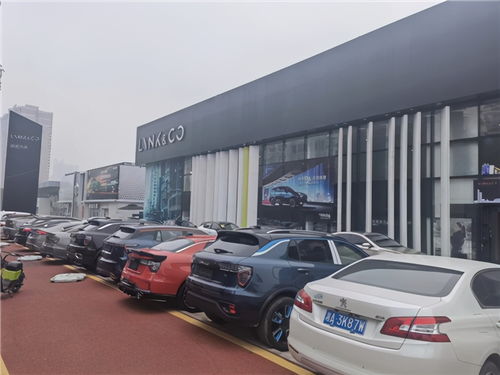 硝烟中的商机 长沙街头车市调查与销售变革